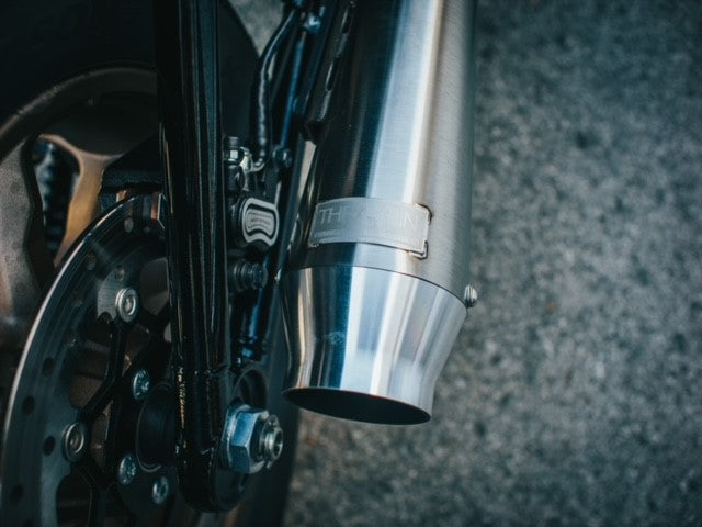 Softail Thrashin Anti-Reversion Exhaust System M8  Brushed Finish TSC-1961-0