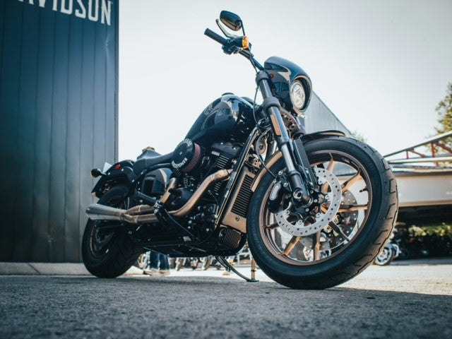 Softail Thrashin Anti-Reversion Exhaust System M8 Brushed Finish TSC-1 —  Moonshine Harley-Davidson